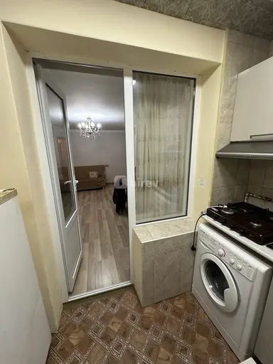 2 otaqlı mənzil, Yasamal q.