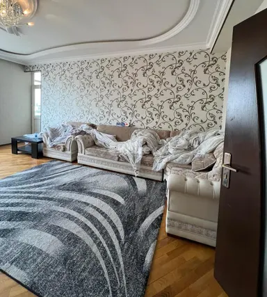 Otaq yoldaşı — İsmayıl