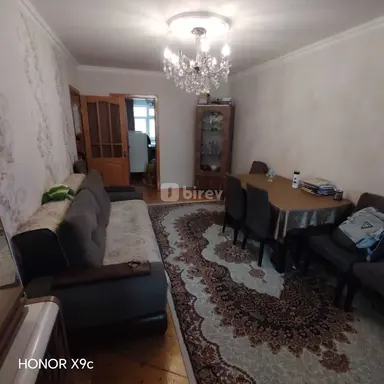 2 otaqlı mənzil, 8-ci kilometr q.