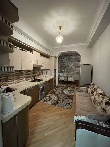 Otaq yoldaşı — Salman