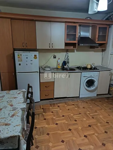 Otaq yoldaşı — Bayram