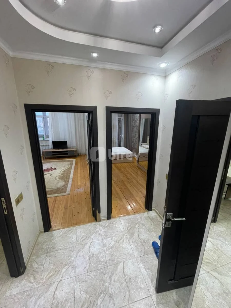 2 otaqlı mənzil, 8-ci kilometr q., Bəkir Çobanzadə, Nizami rayonu — şəkil 1