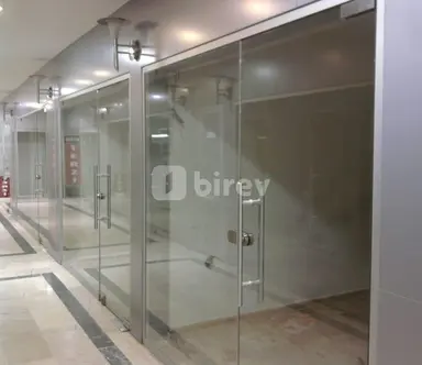 Qapı və pəncərə ustası — iş nümunəsi 3